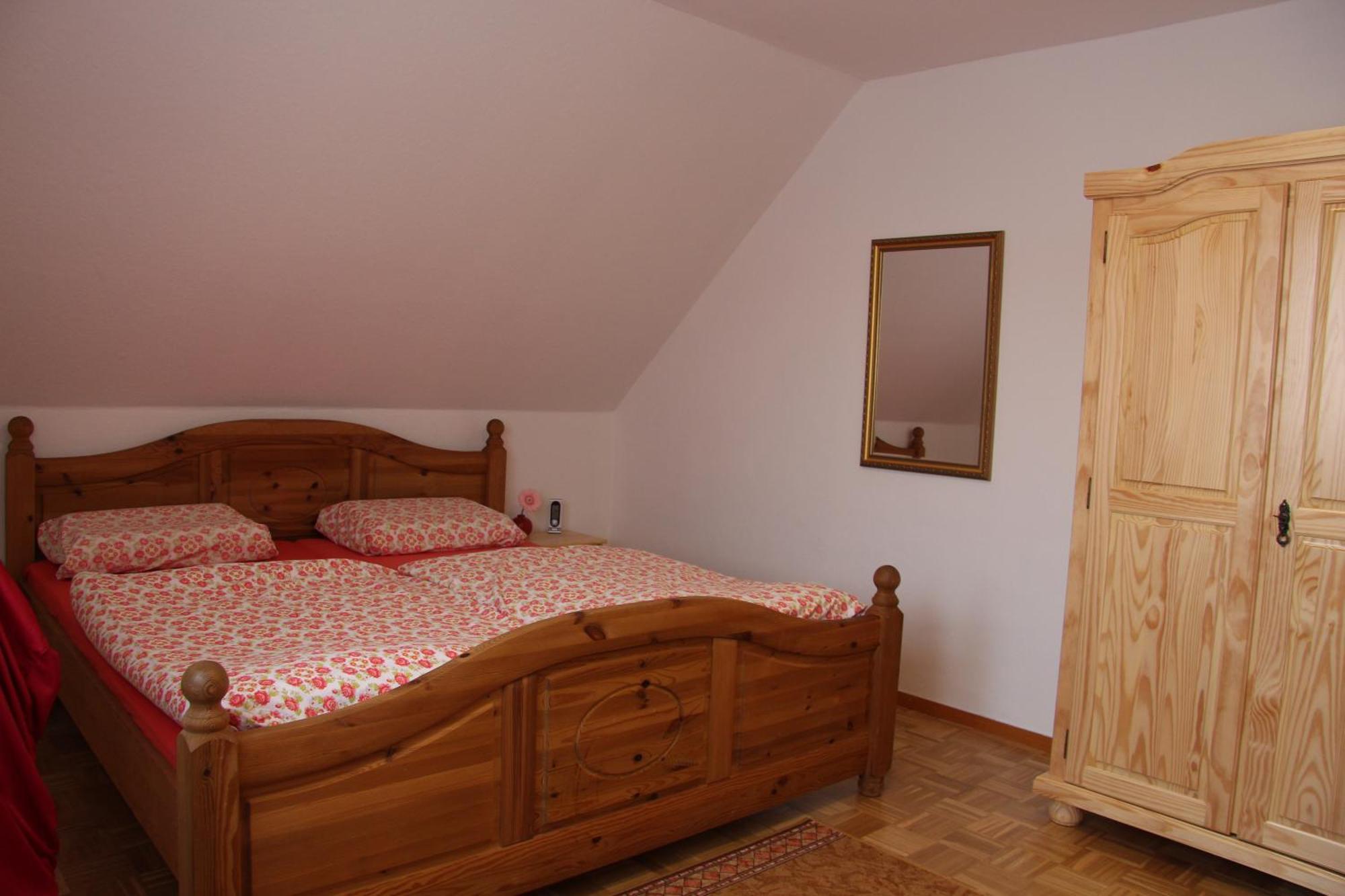 Hotel Am Schloss Neuenstein Bilik gambar